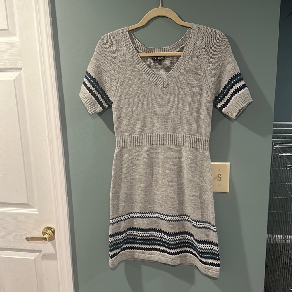 Wet Seal Gray Sweater Dress Size Medium